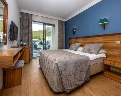 Green Nature Resort & Spa
