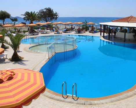 Kamari Plus Hotels-1