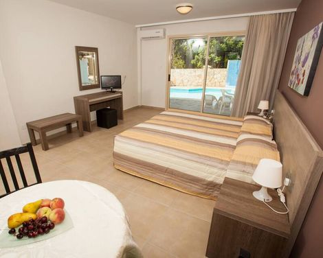 Crystallo Apartments