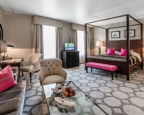 Grand Palace Hotel