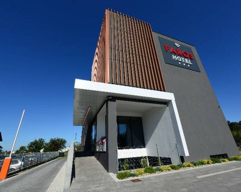Hotel Faros