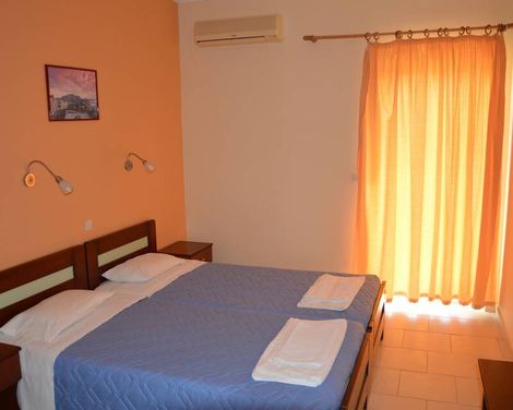 Aggelos Family Hotel