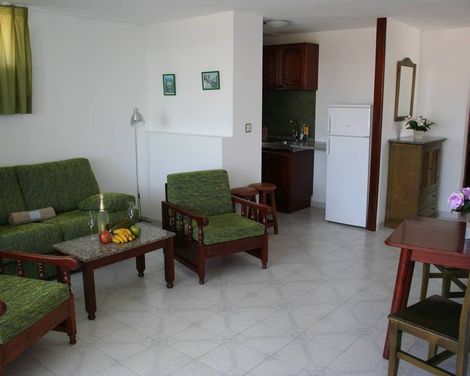 Apartamentos Maba Playa-3