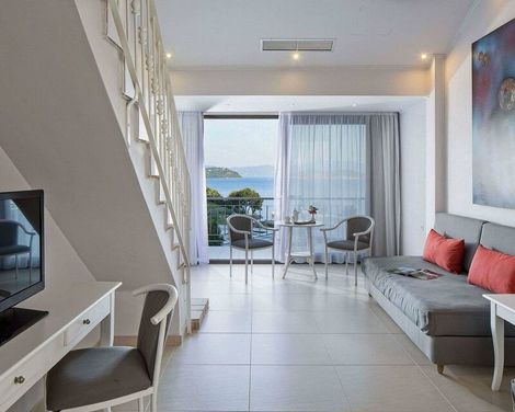KBR Kassandra Bay Resort & Spa