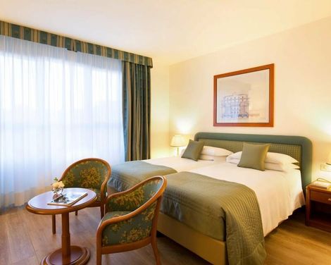 Starhotels Business Palace-2