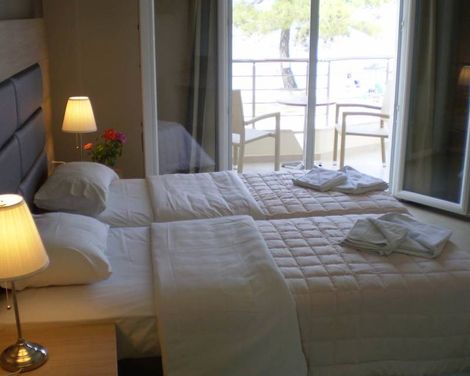 Rachoni Bay Hotel