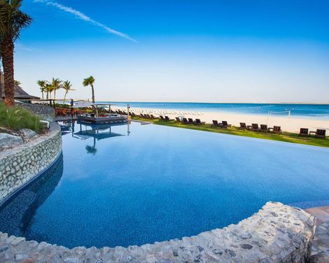 JA Palm Tree Court