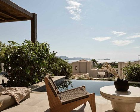 Pierros Verde Private Suites