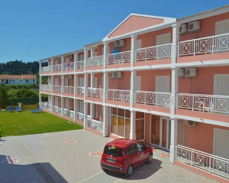 Angelina’s Hotel & Apartments