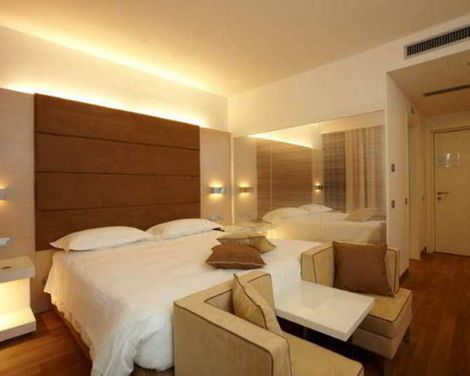 Pisa Hotel Tower Plaza