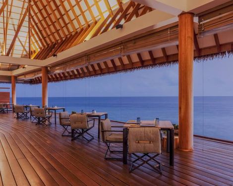 Cinnamon Velifushi Maldives