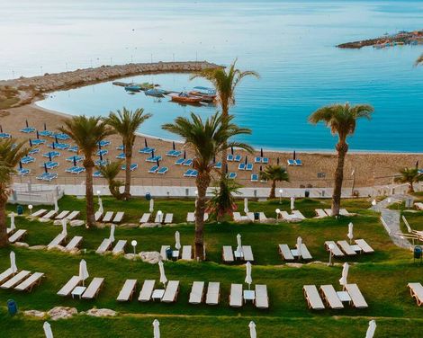 The Golden Coast Beach Hotel