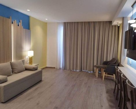 Melini Hotel Suites