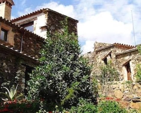 Can Cuch Hotel-Restaurante-1