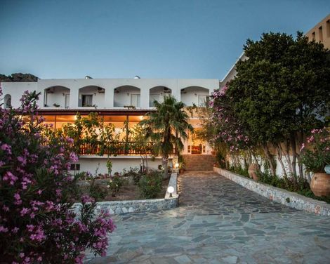 Ammoudi Hotel