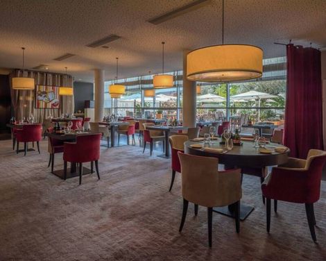 Hilton Geneva Hotel & Conference Centre