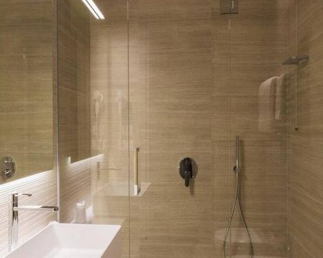 Glance Hotel
