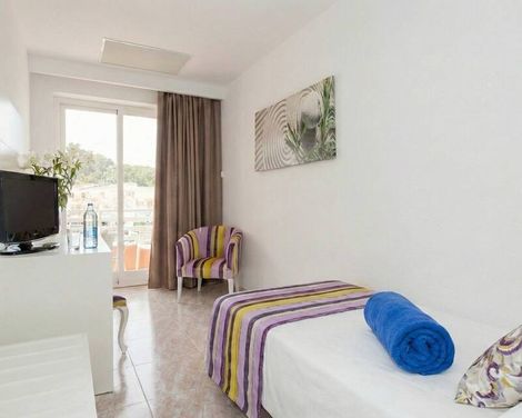 Venecia Paguera Hotel