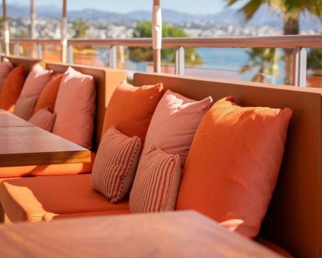 Mercure Villeneuve-Loubet Plage Hotel