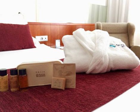 Hotel ILUNION Les Corts-0