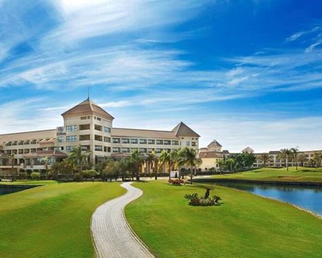 Hilton Pyramids Golf Resort
