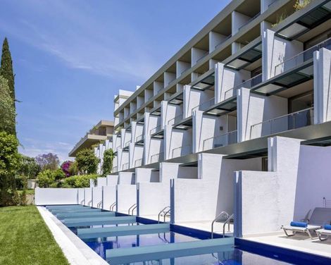Kontokali Bay Resort & Spa