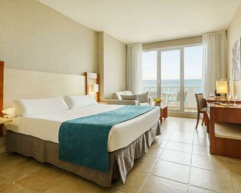 Hotel ILUNION Fuengirola-0