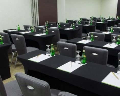 Holiday Inn Muscat Al Seeb-1