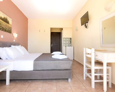 Julia Hotel