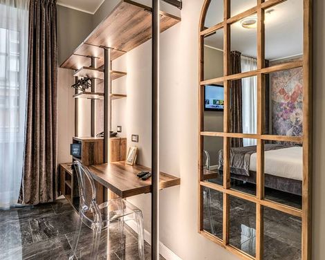 Apollo Boutique Hotel