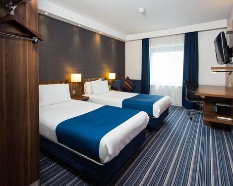Holiday Inn Express London - Wimbledon South-2