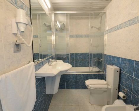 Blue Palace Hotel & Apart