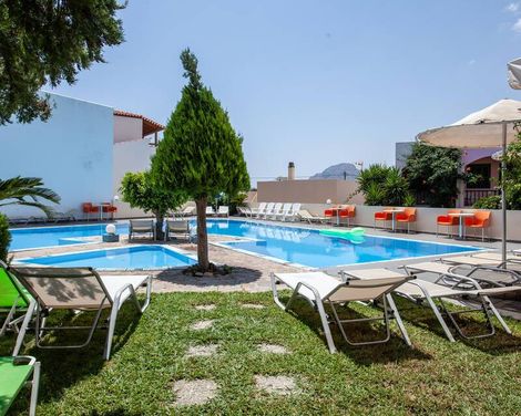 Hotel Myrtis