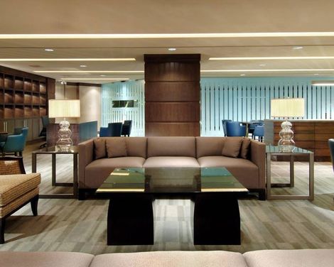 DoubleTree by Hilton Montreal 