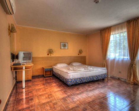Villas Elenite