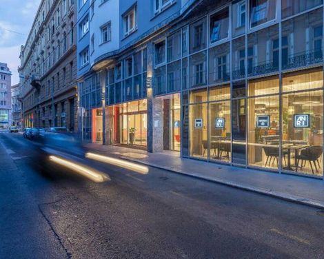 Silver Crown Hotel & Residence Palace Quarter