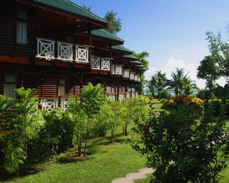Acajou Beach Resort
