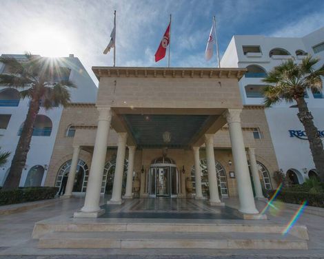 Regency Hotel & Spa