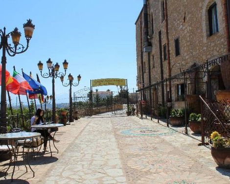 Grand Hotel La Batia-3