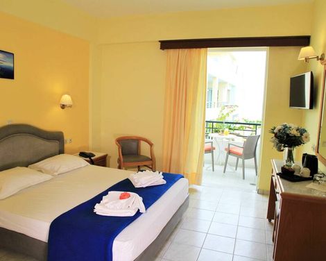 Dedalos Beach Hotel