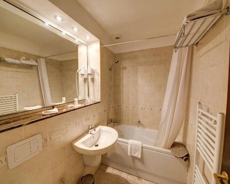 Atrium Hotel Ateneu City Center-0