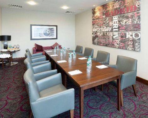 Hampton by Hilton London Luton Airport