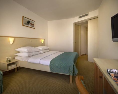 Rubin Sunny Hotel-1