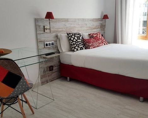 Dreamkeys Apartments & Suites-1