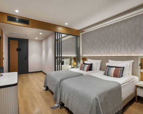 Mylome Luxury Hotel & Resort