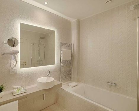 Hotel NH Collection Roma Fori Imperiali-0
