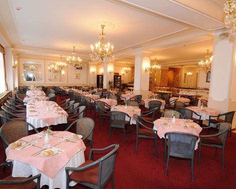 Hotel Ambassador Zlatá Husa-0