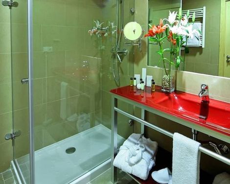 Ramada by Wyndham Madrid Getafe-3