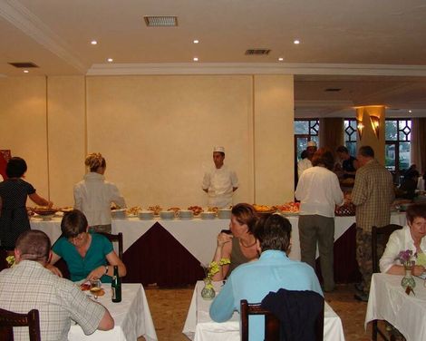 Hotel Oasis-2