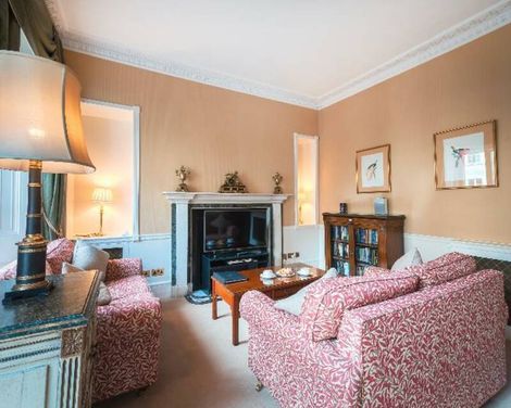 10 Curzon Street by Mansley Apartements-3